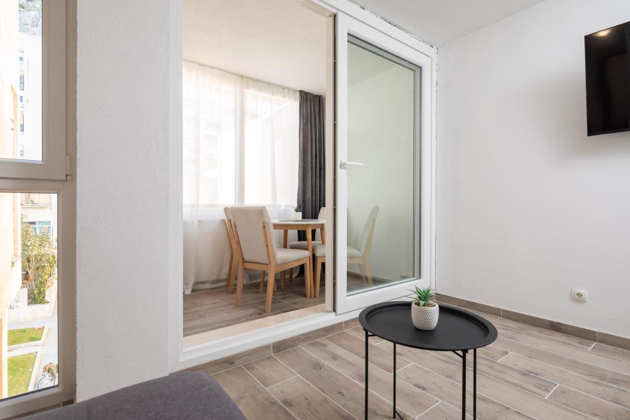 River Park Apartments Omiš Екстериор снимка