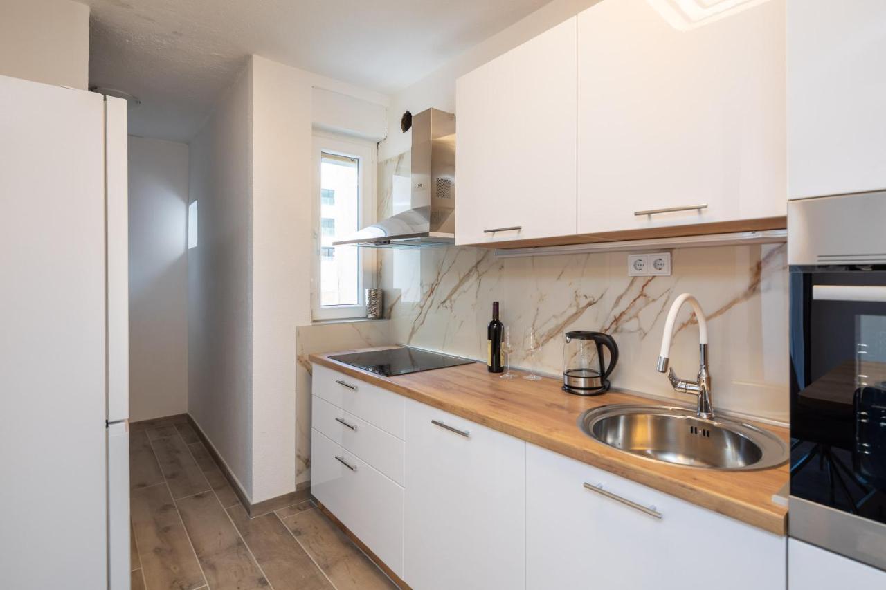 River Park Apartments Omiš Екстериор снимка