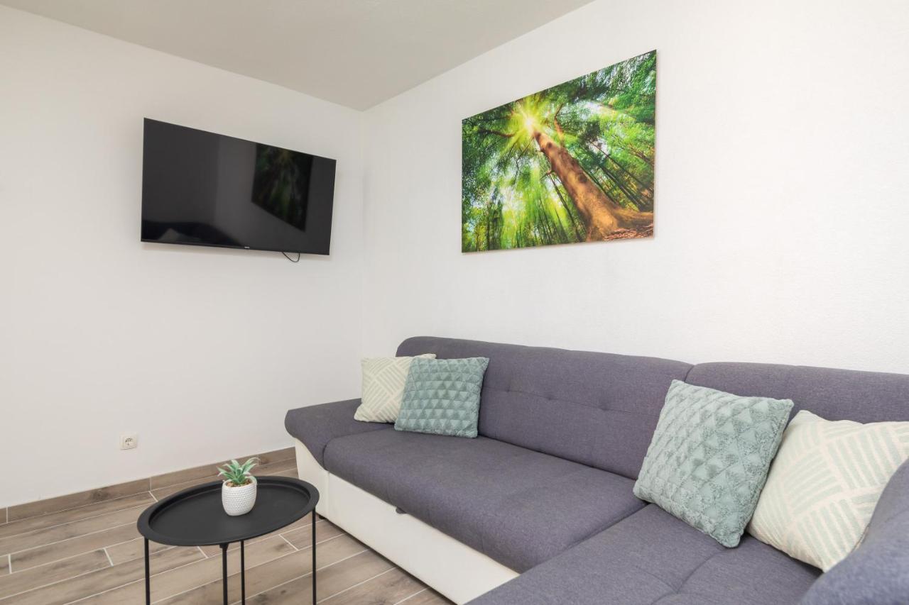 River Park Apartments Omiš Екстериор снимка