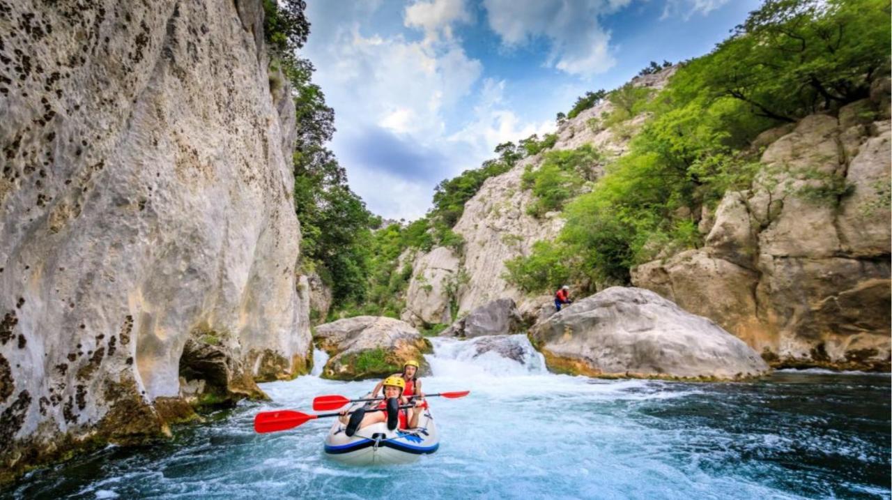 River Park Apartments Omiš Екстериор снимка